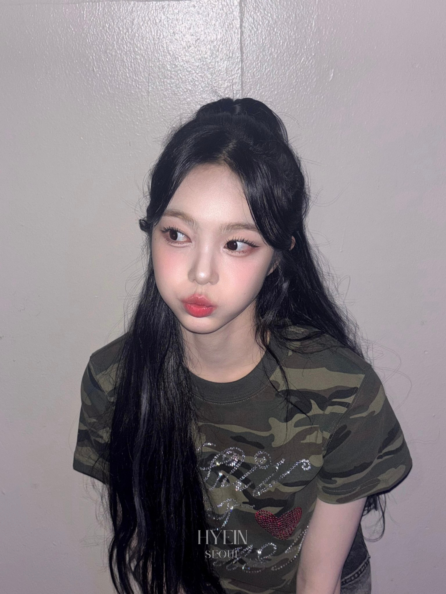 Ames hotfix crop tee camo
