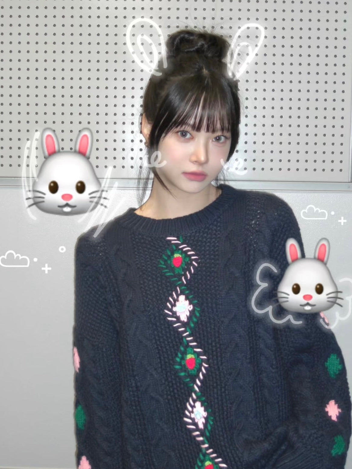 【LE SSERAFIM ウンチェ着用】Berry handmade point fisherman pullover knit / navy