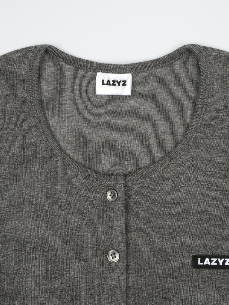 Label u-neck crop cardigan / gray【Hearts2Hearts ジウ着用】