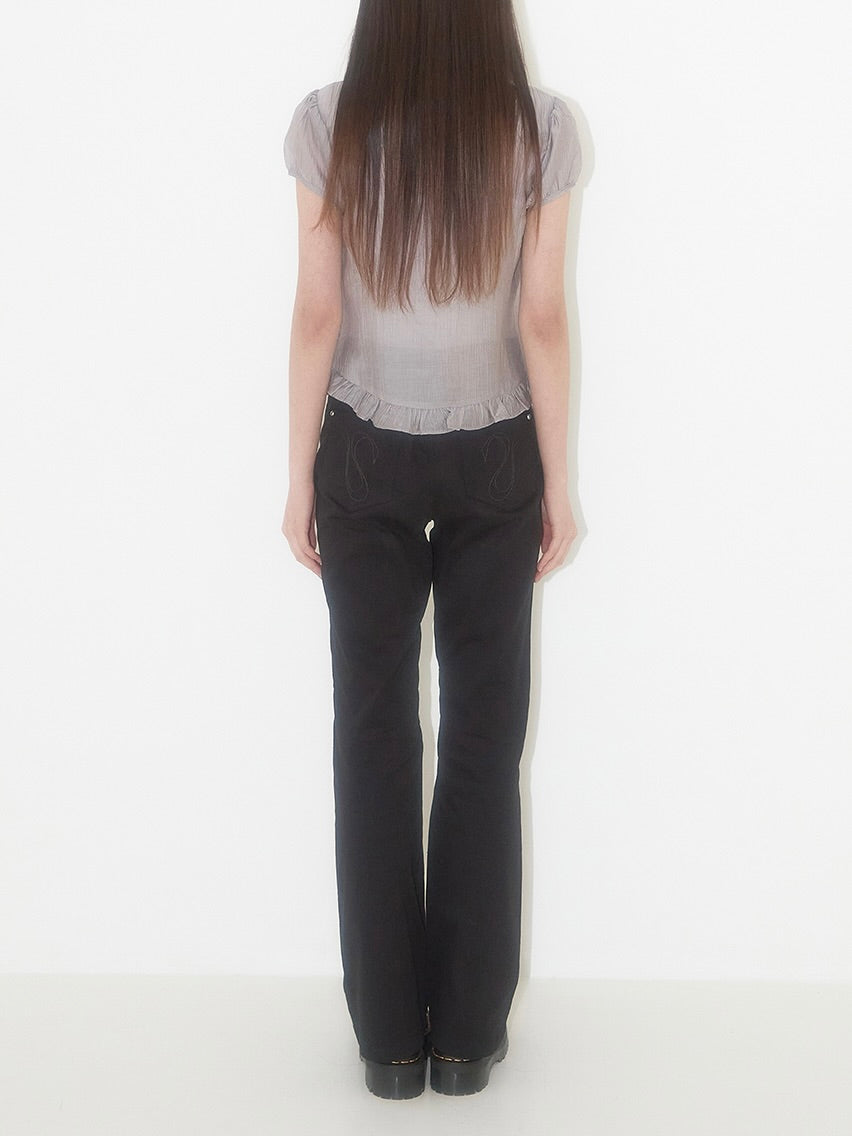 Ribbon tie square neck blouse / gray