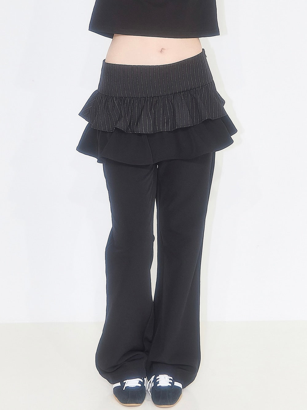 【予約配送】Ruffle color skirt pants