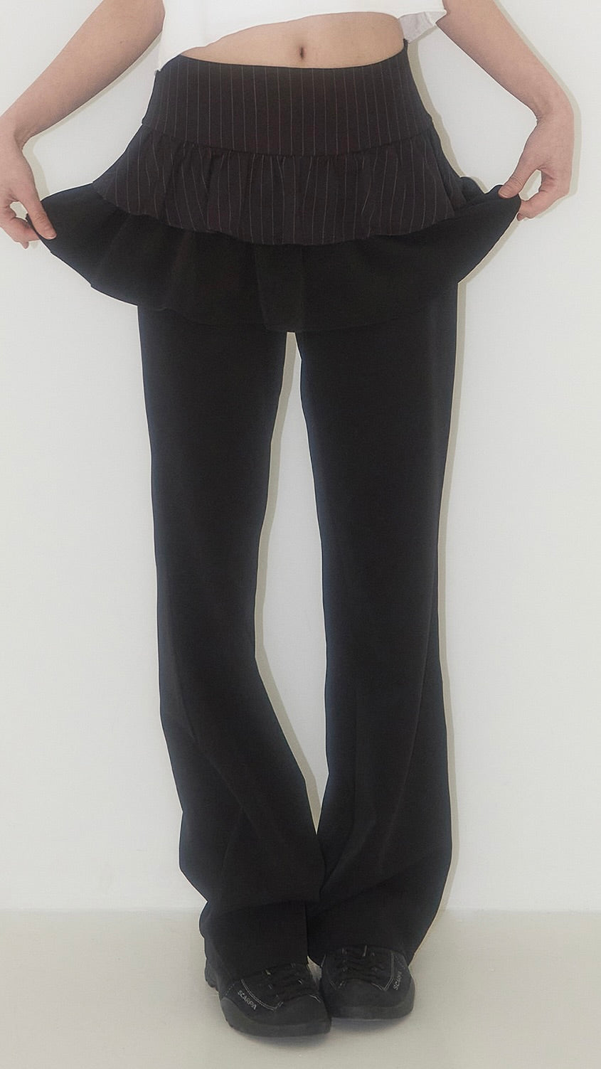 【予約配送】Ruffle color skirt pants