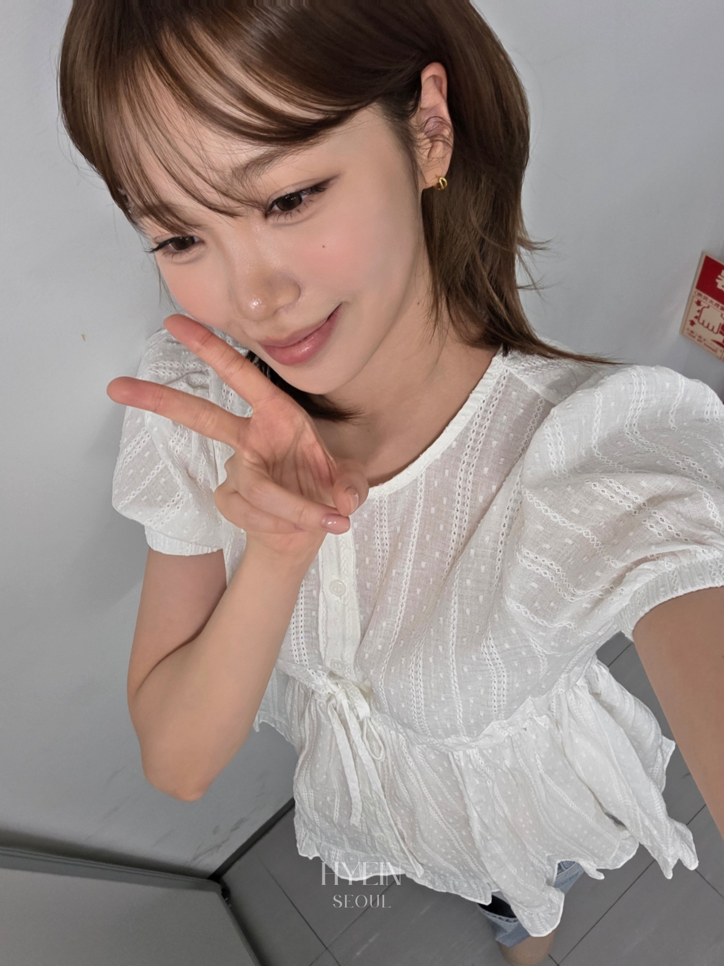 Shirring puff blouse / white