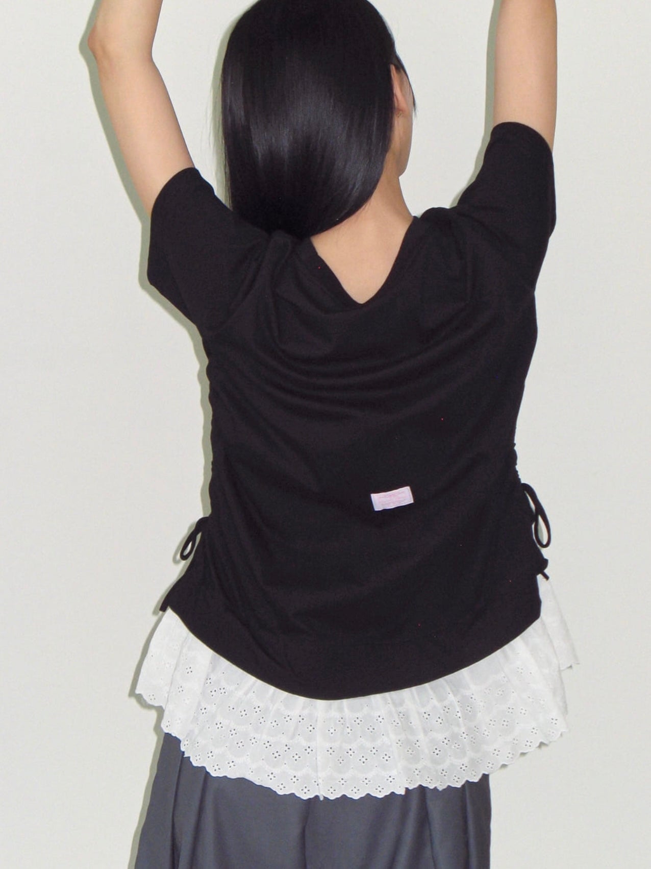 【IVE レイ着用】Torchon lace shirring layered long t shirt