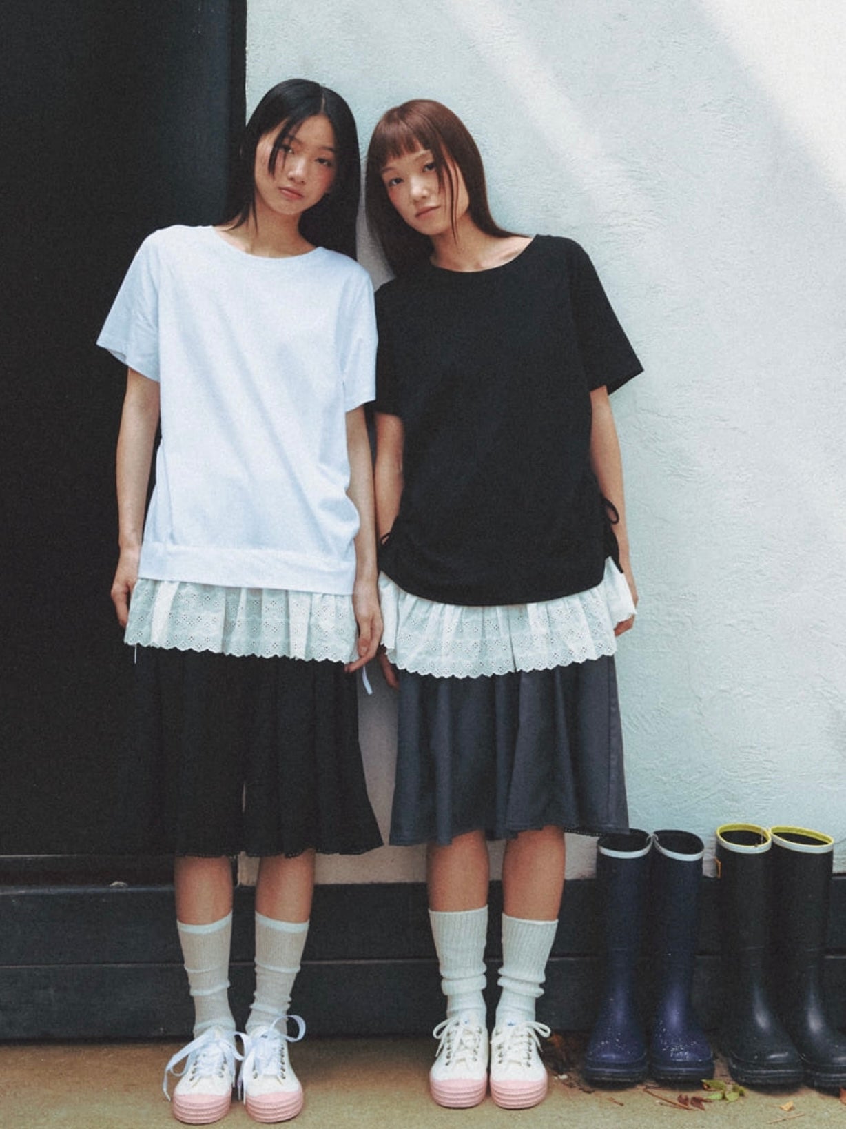 【IVE レイ着用】Torchon lace shirring layered long t shirt