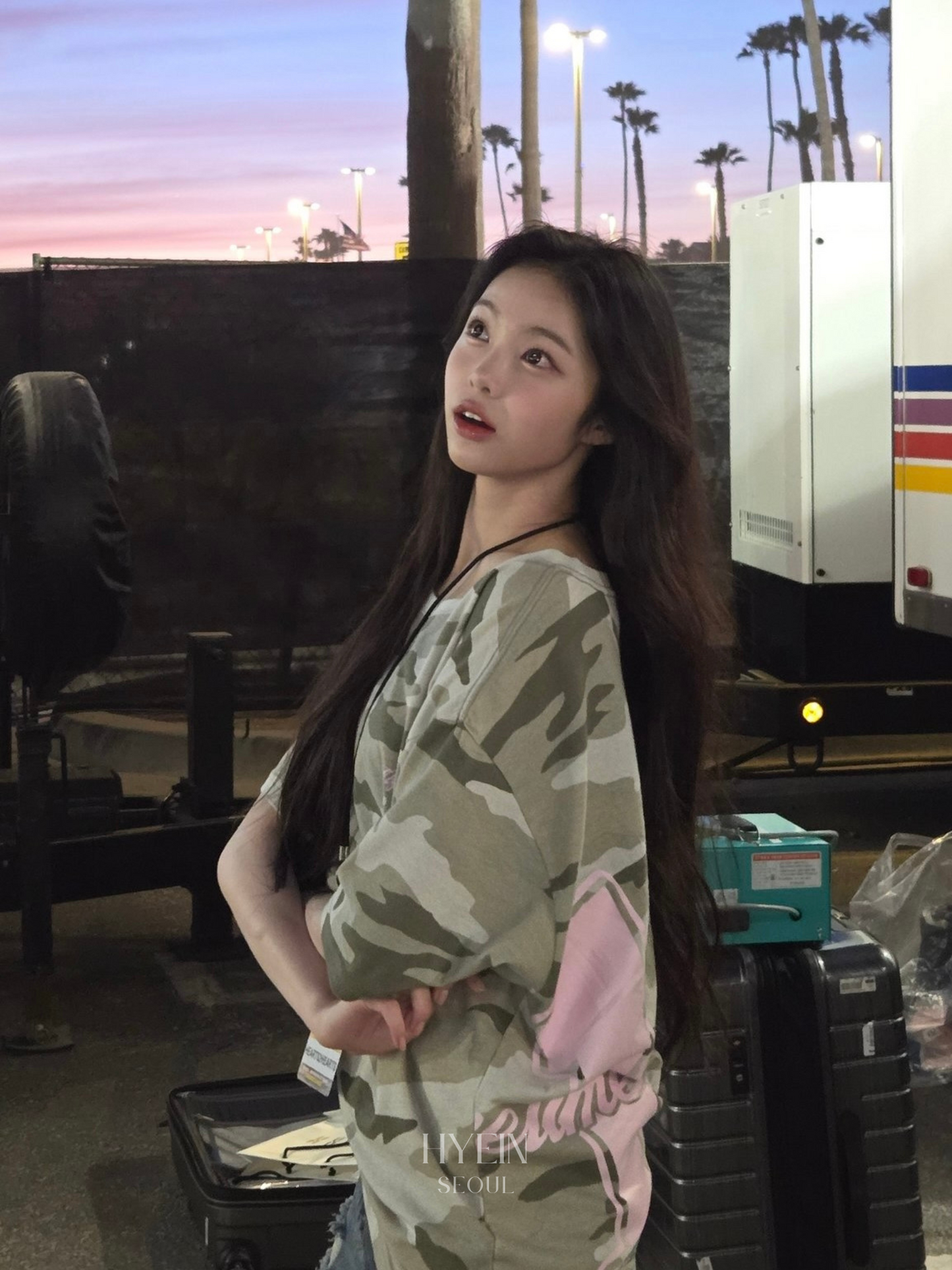14 off shoulder tee / camo