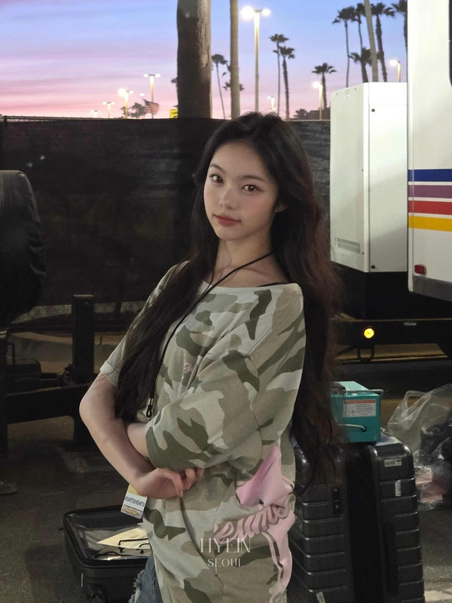 14 off shoulder tee / camo