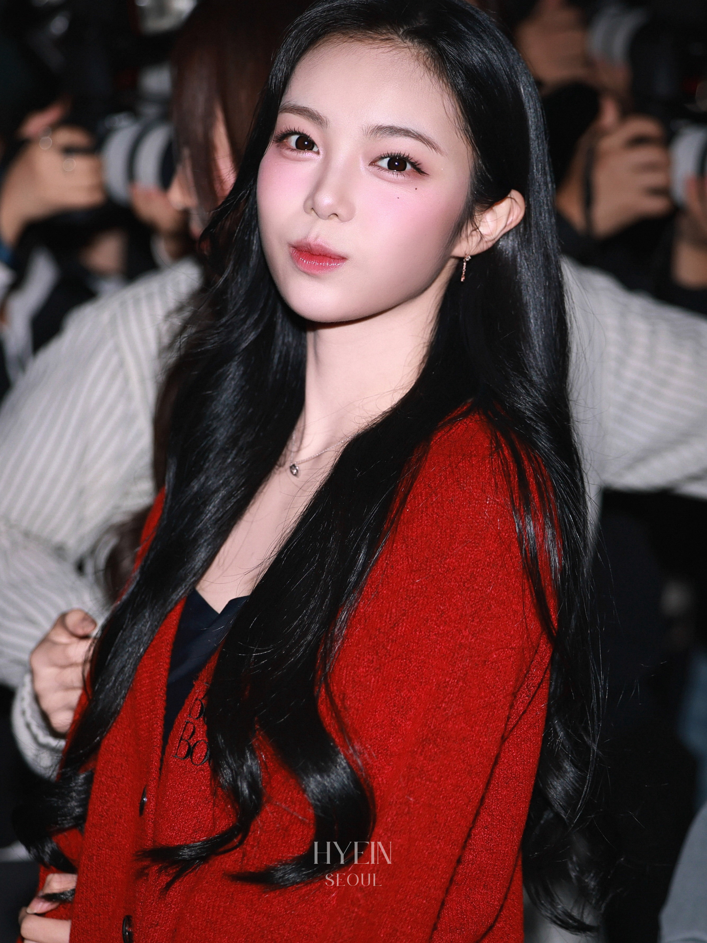 Betty boop overfit v neck knit cardigan【Hearts2Hearts イアン着用】