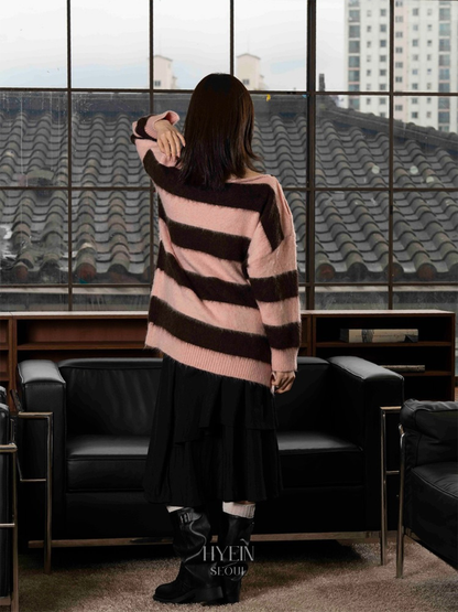 Block stripe off-shoulder knit【NMIXX sullyoon】