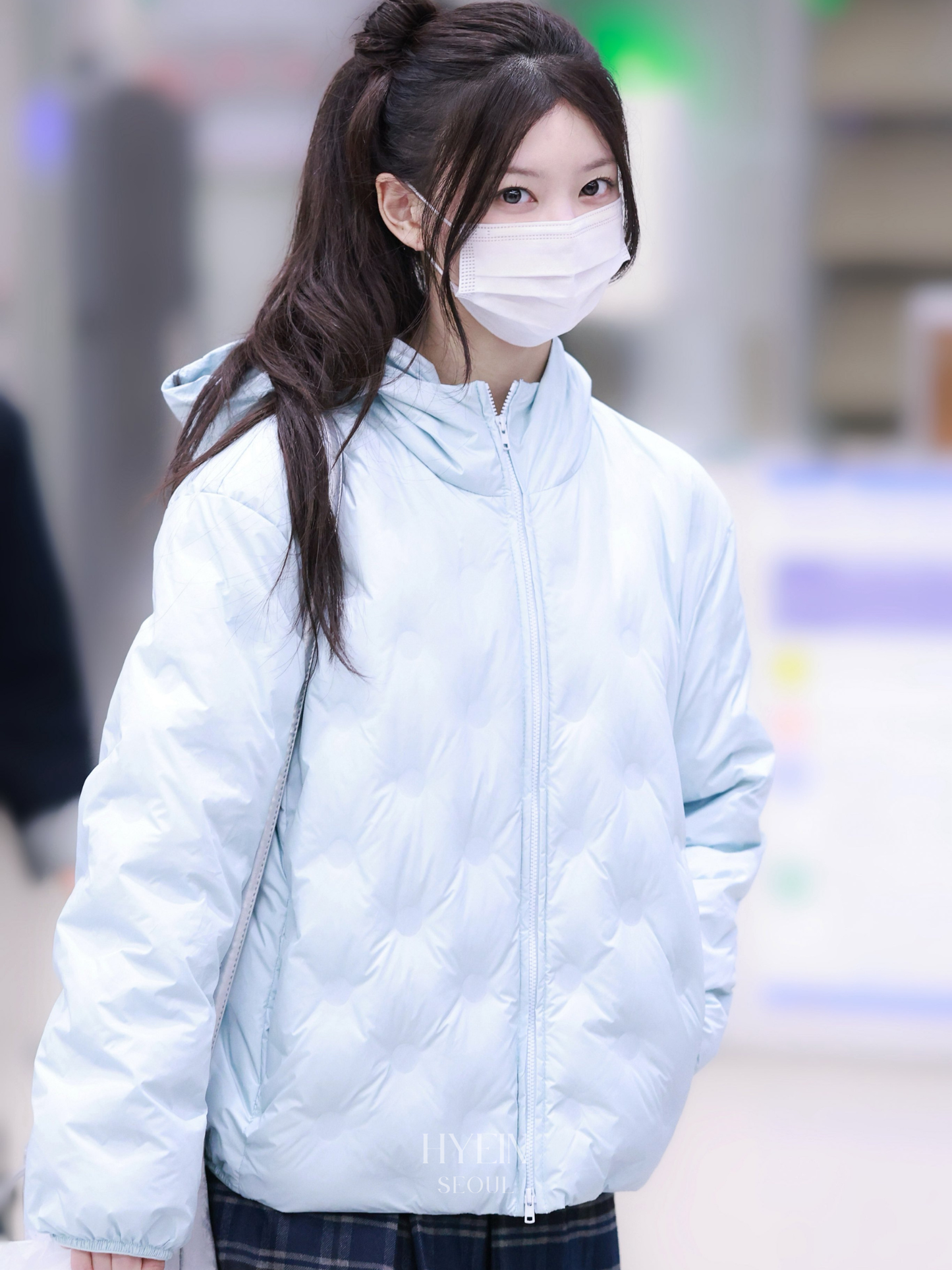 Bonded dot down jacket / blue【ILLIT モカ着用】