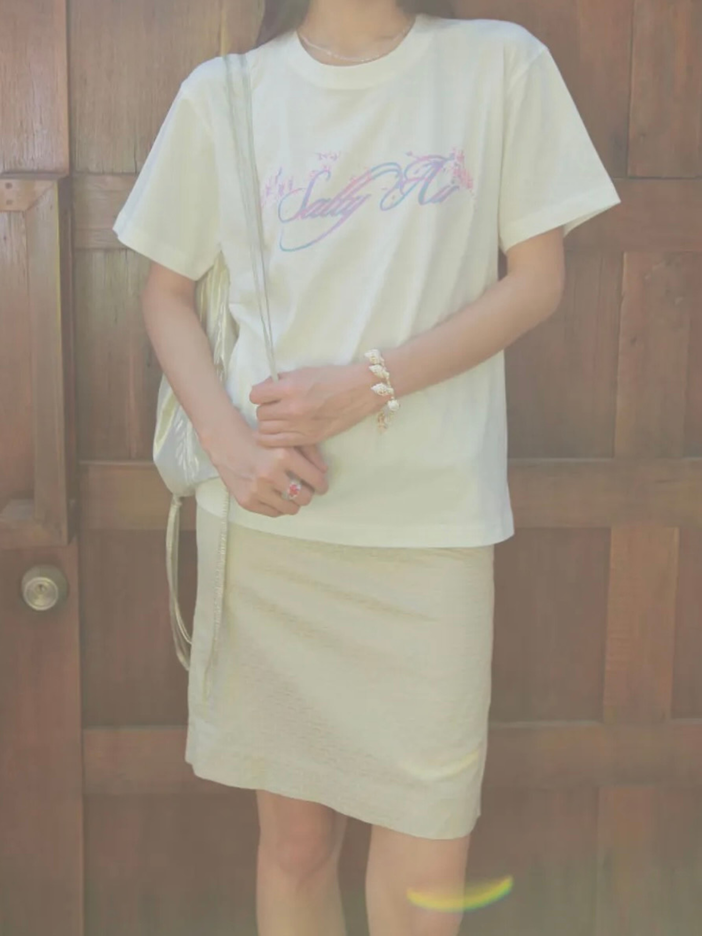 Bula tee / white【ILLIT ミンジュ着用】