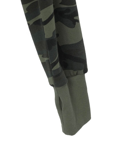 【Hearts2Hearts イアン着用】Cutout off-shoulder crop hoodie / camo