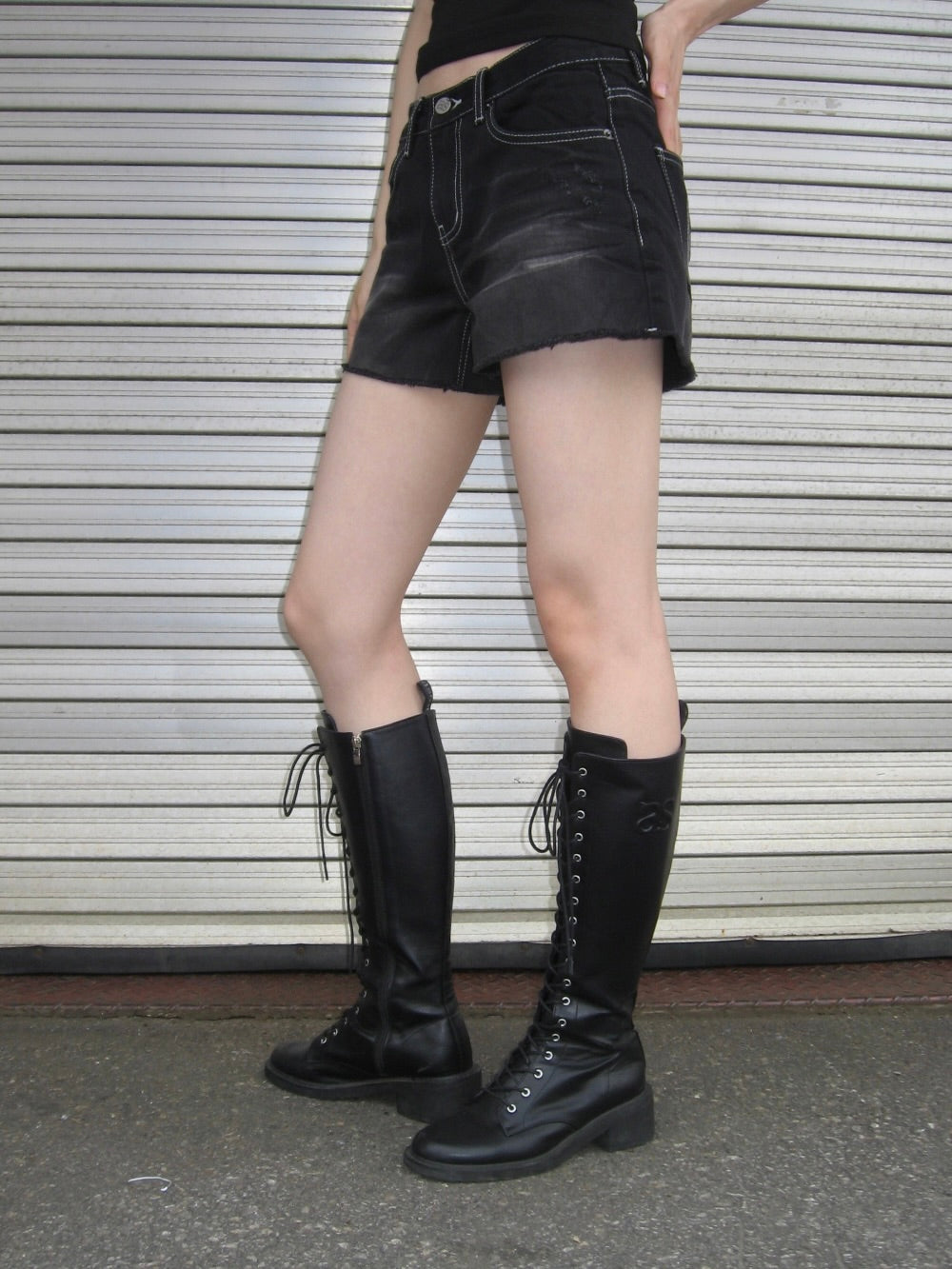 【IVE リズ着用】Dalit short pants / black