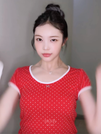 Dotty ribbon shirring t-shirt / red