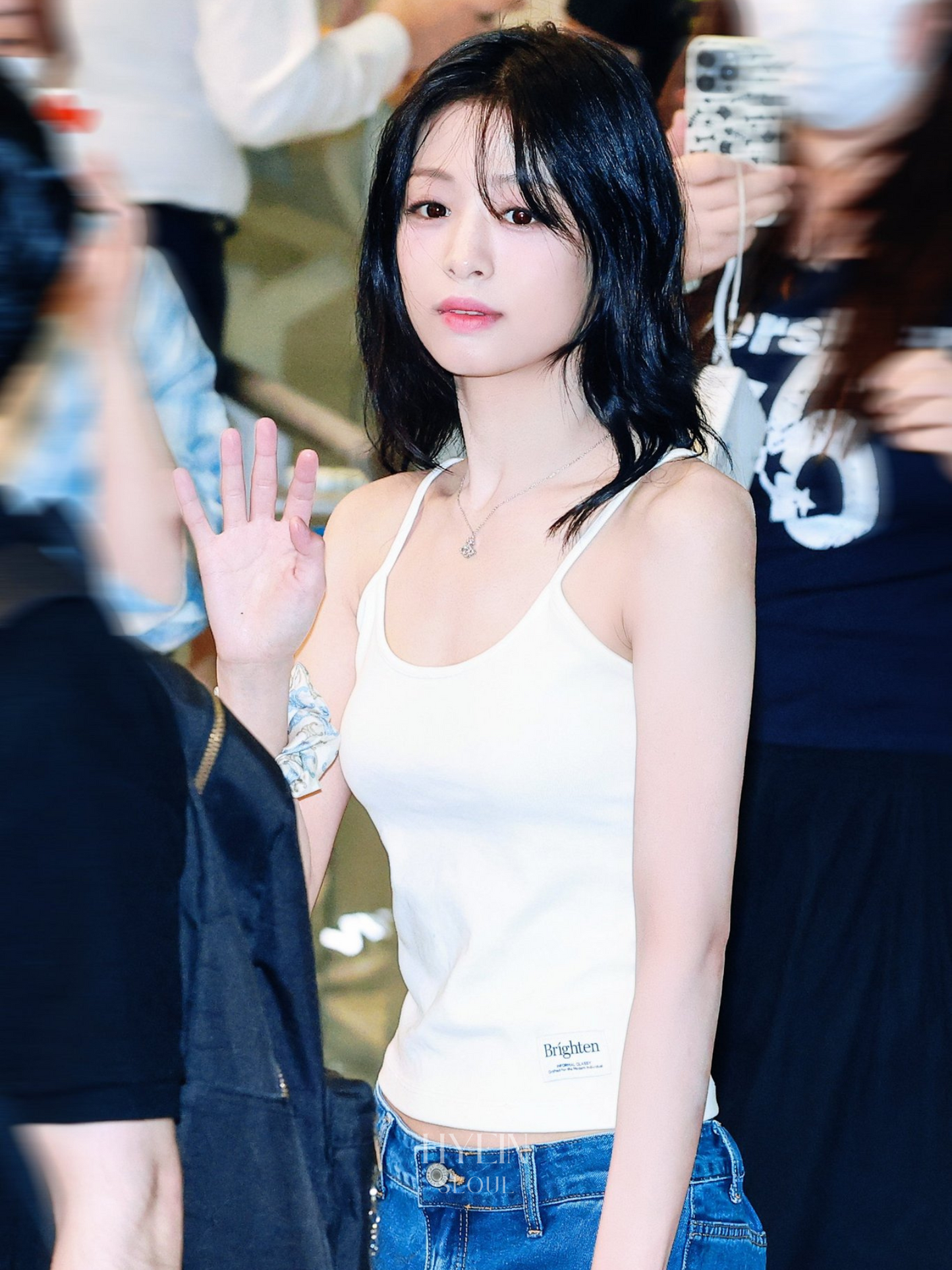 Essential sleeveless / white
