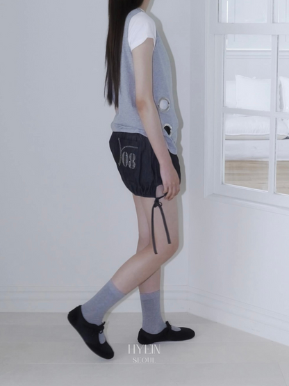 【ILLIT モカ着用】Eyelet loose sleeveless