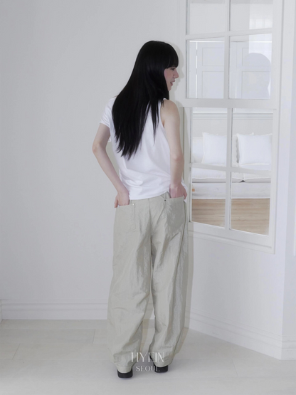 【ILLIT モカ着用】Eyelet loose sleeveless