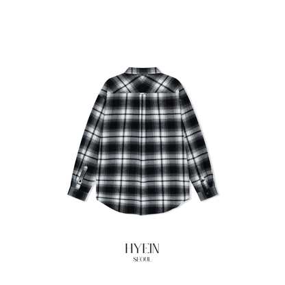 Flannel check shirt / black【LE SSERAFIM kazuha】