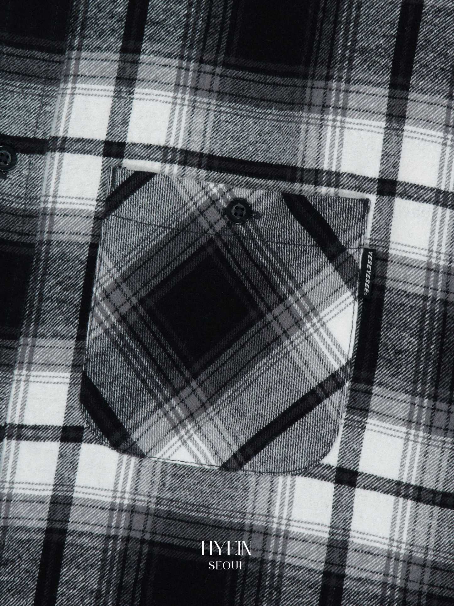Flannel check shirt / black【LE SSERAFIM kazuha】