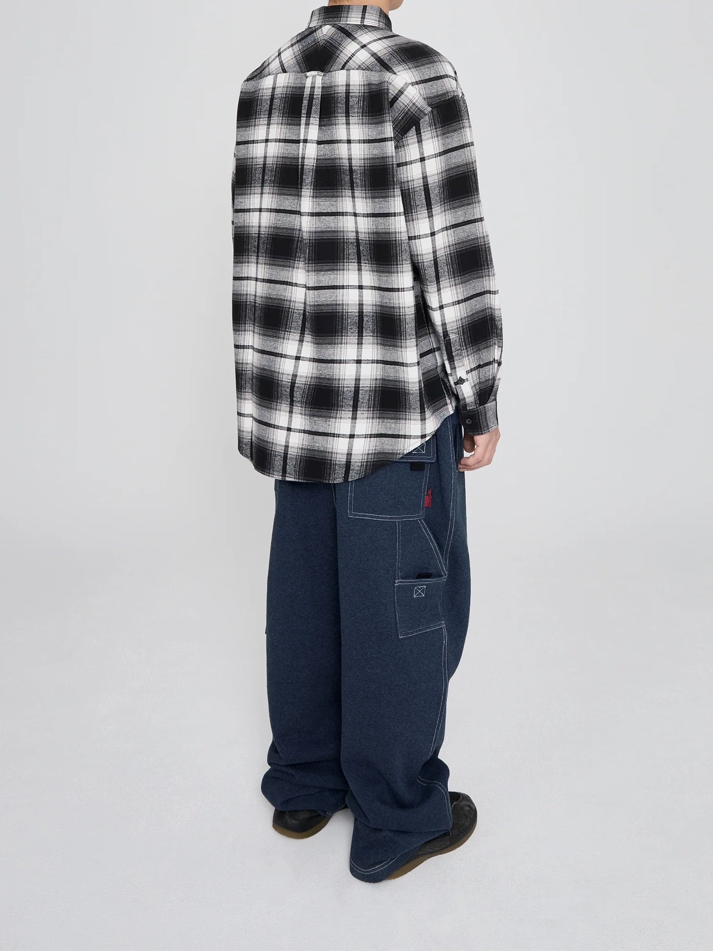Flannel check shirt / black【LE SSERAFIM kazuha】