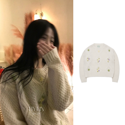 【BABYMONSTER アヒョン着用】Flower embroidery knit pullover