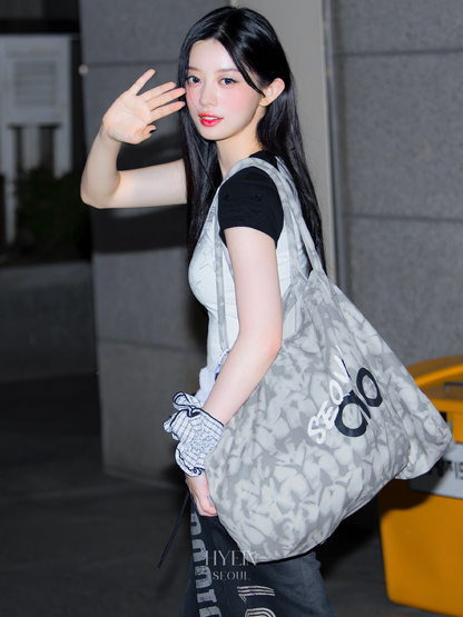 【ILLIT ミンジュ着用】Kashiko angelic pocket raglan t shirt