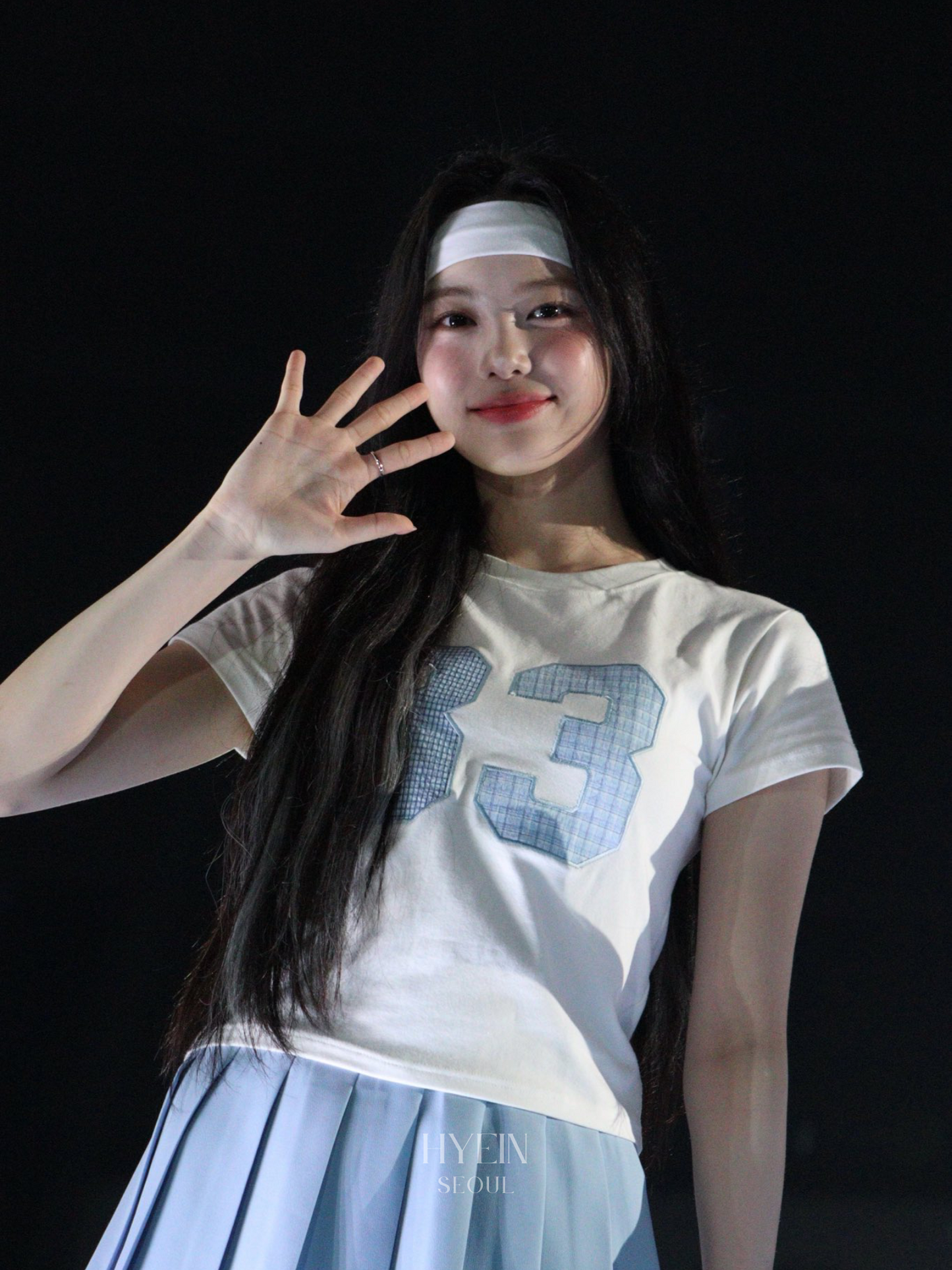 L18 patch t-shirt / white blue