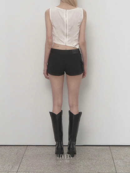 Leather patch cargo short pants / black