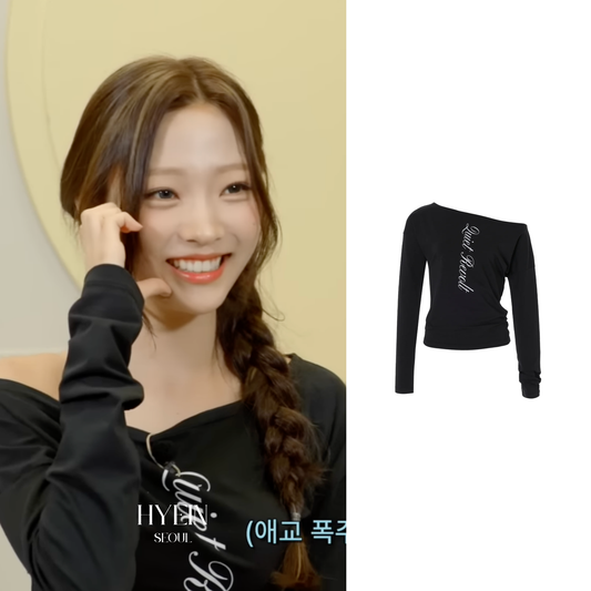 Lettering off shoulder top【Hearts2Hearts(H2H) ステラ着用】