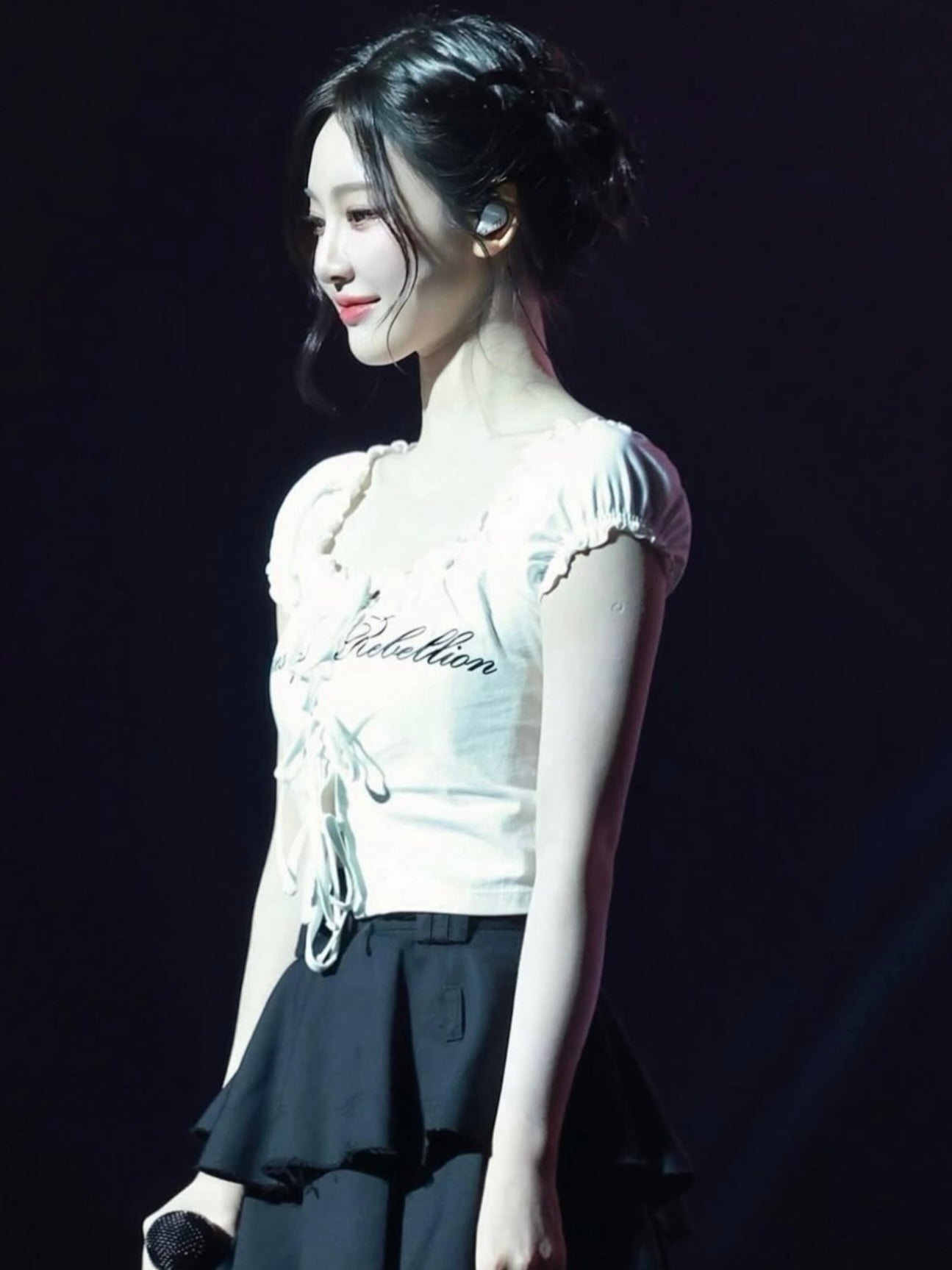 aespa ニンニン着用】Lettering shirring t-shirt / white – hyein