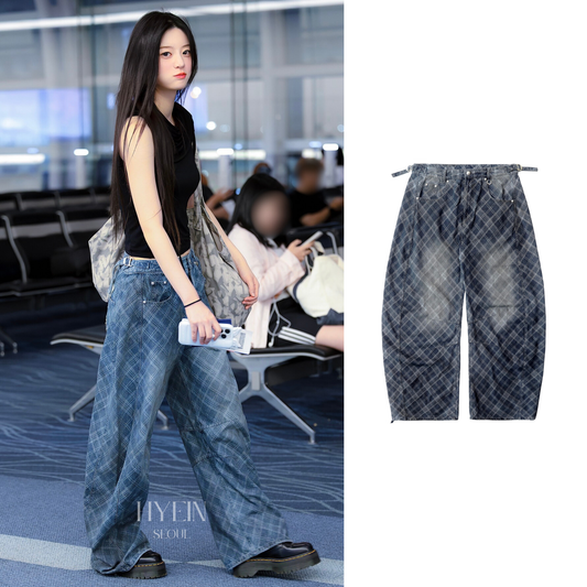 Lion patch washed barrel pants / blue denim check