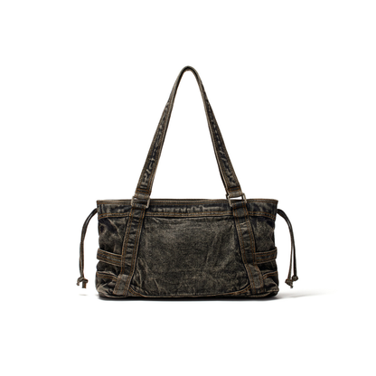 Matin washed denim square bag in black【Hearts2Hearts(H2H) イアン着用】