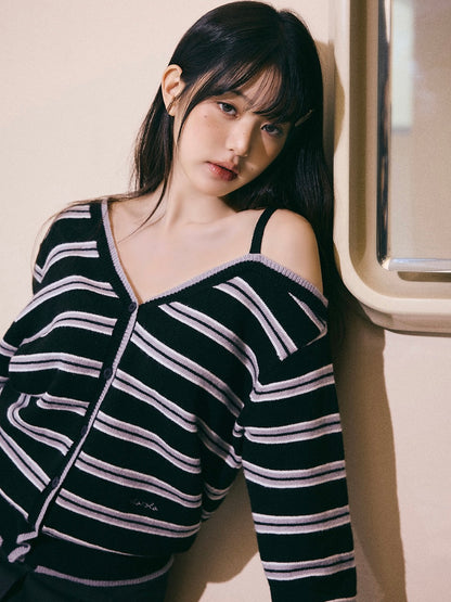One off shoulder stripe wool blended cardigan black【IVE ウォニョン着用】
