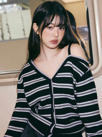 One off shoulder stripe wool blended cardigan black【IVE ウォニョン着用】