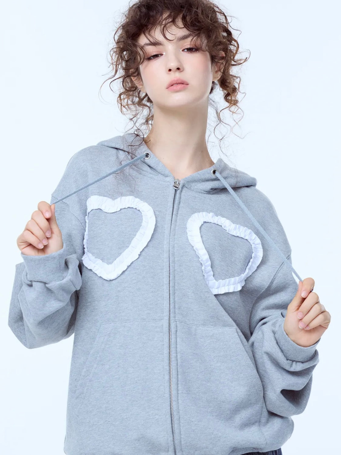 【IVE レイ着用】Pa frill heart hood zipup