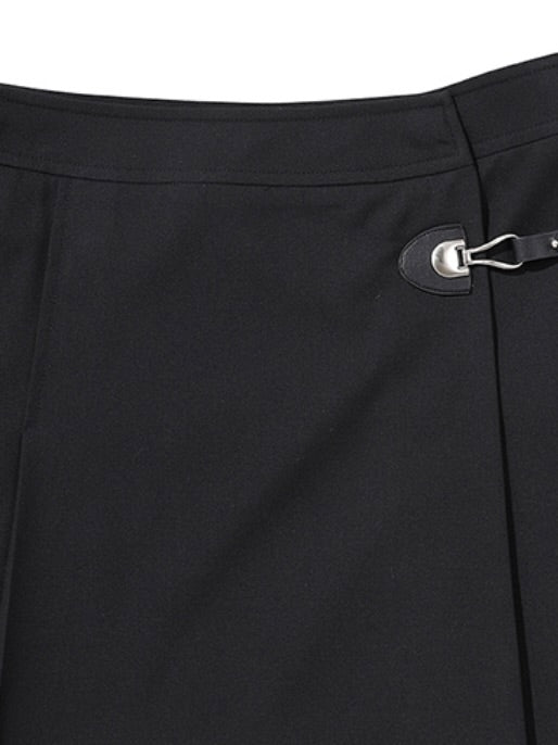 【LE SSERAFIM ウンチェ着用】Pleats wrap skirt bk