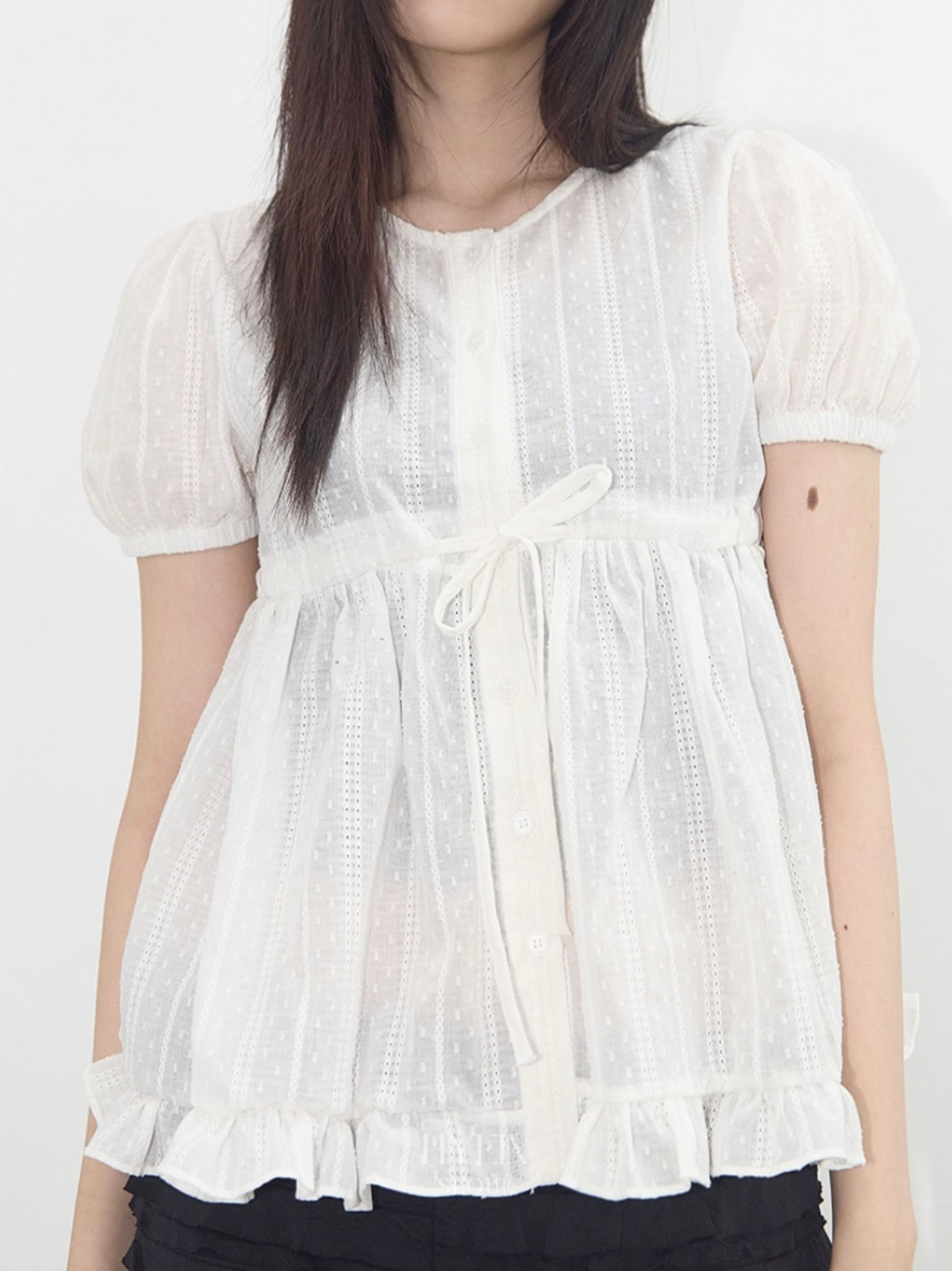 Shirring puff blouse / white