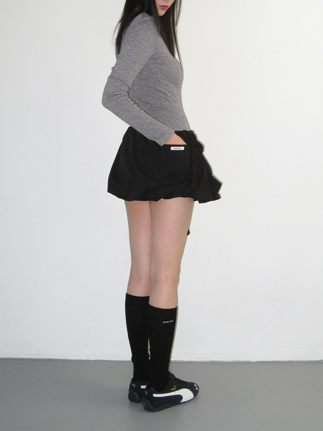 Sleeve tied balloon skirt / black