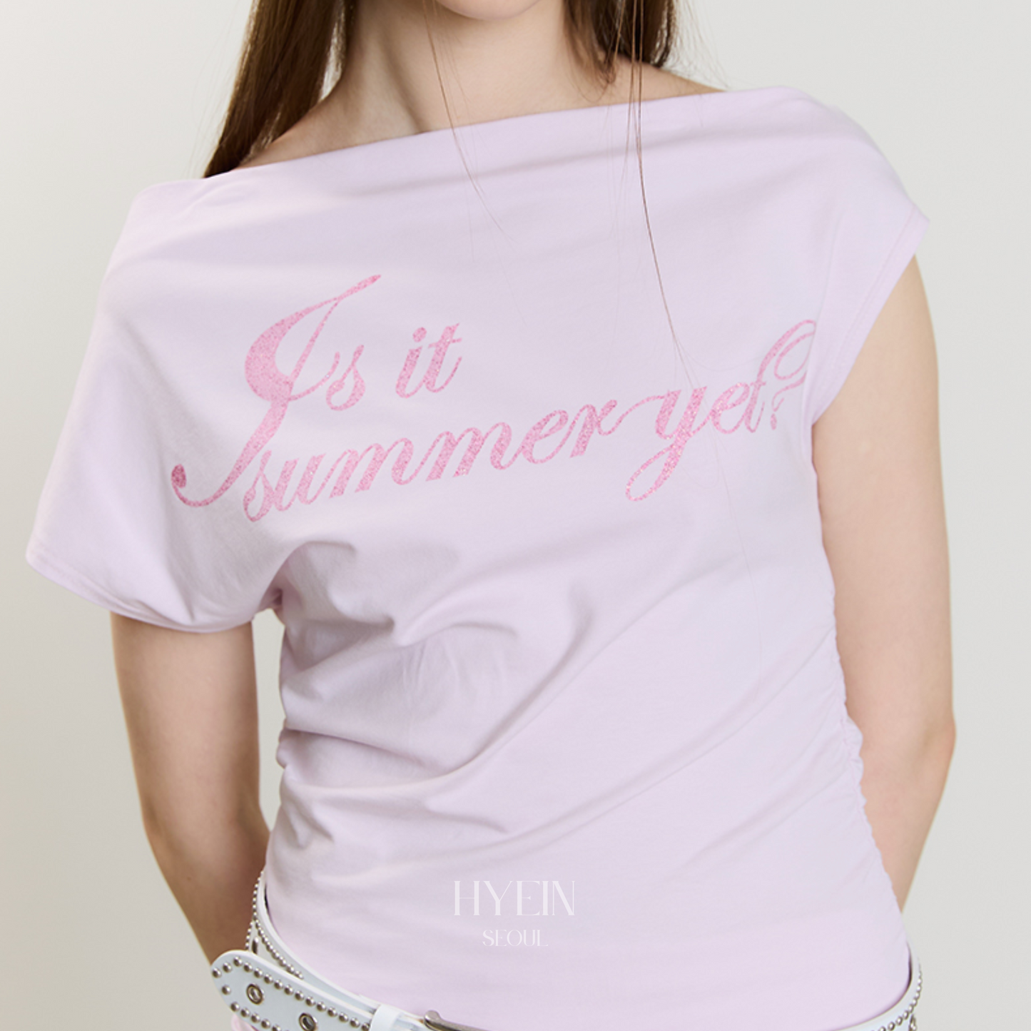 【ITZY ユナ着用】Sm glitter offshoulder tee / pink