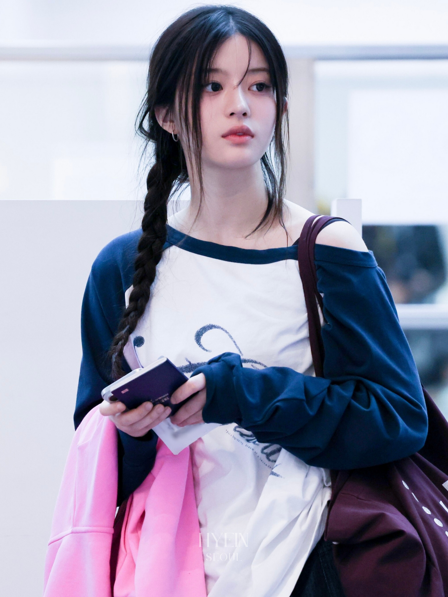 【ILLIT ミンジュ着用】Stardust raglan long sleeve / navy