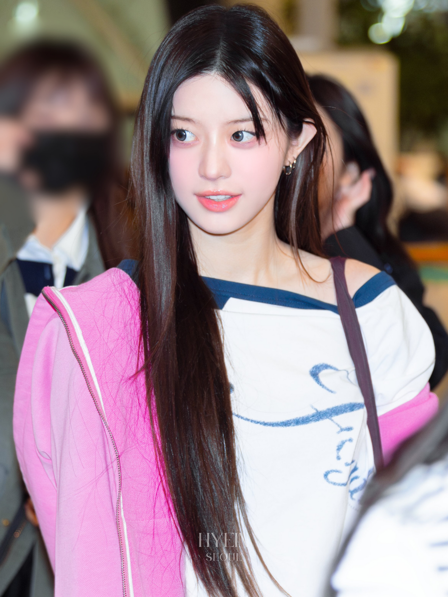 【ILLIT ミンジュ着用】Stardust raglan long sleeve / navy