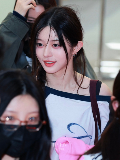 【ILLIT ミンジュ着用】Stardust raglan long sleeve / navy