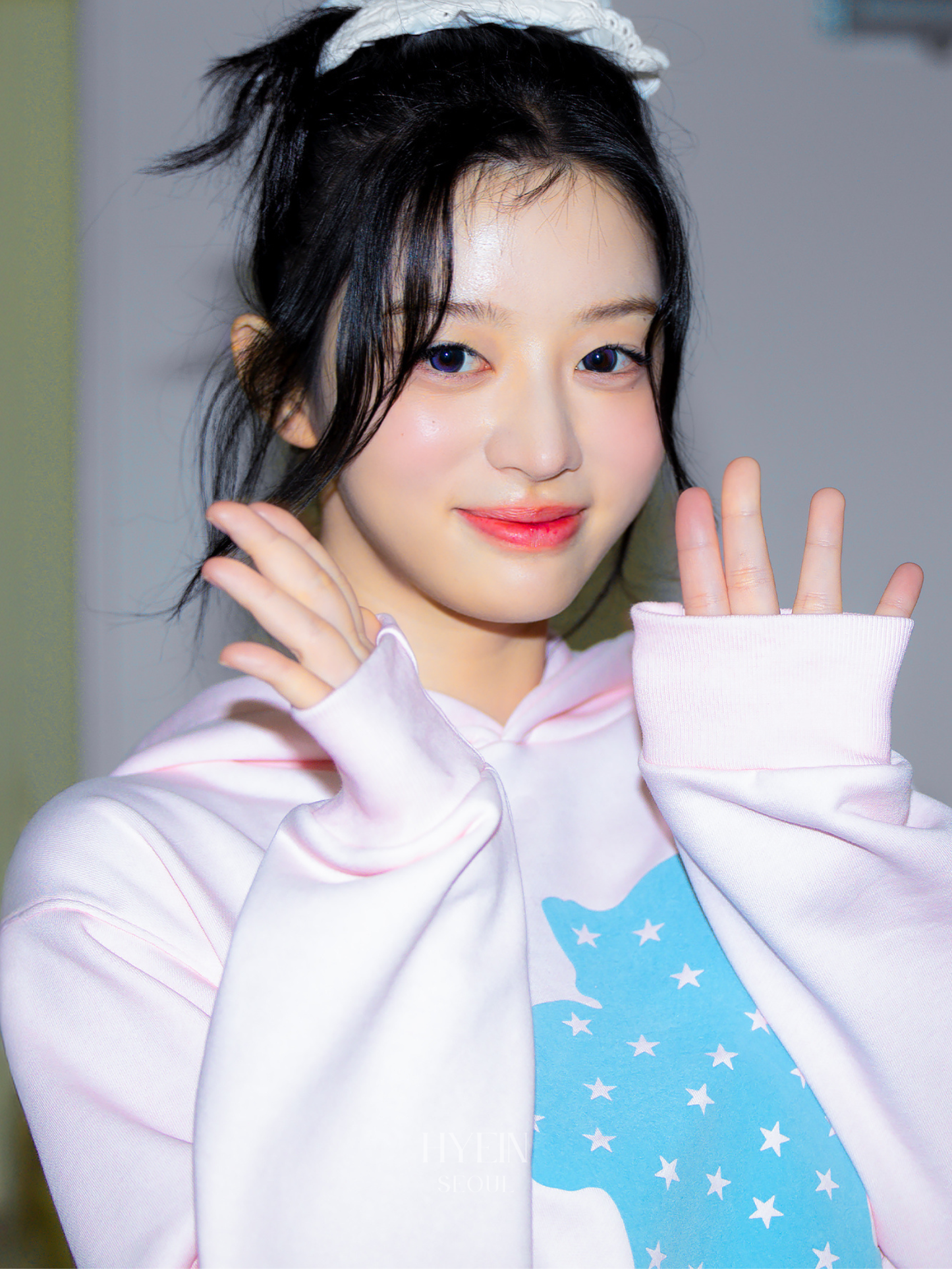 Starlight kiri cropped hoodie / pink【ILLIT minju】