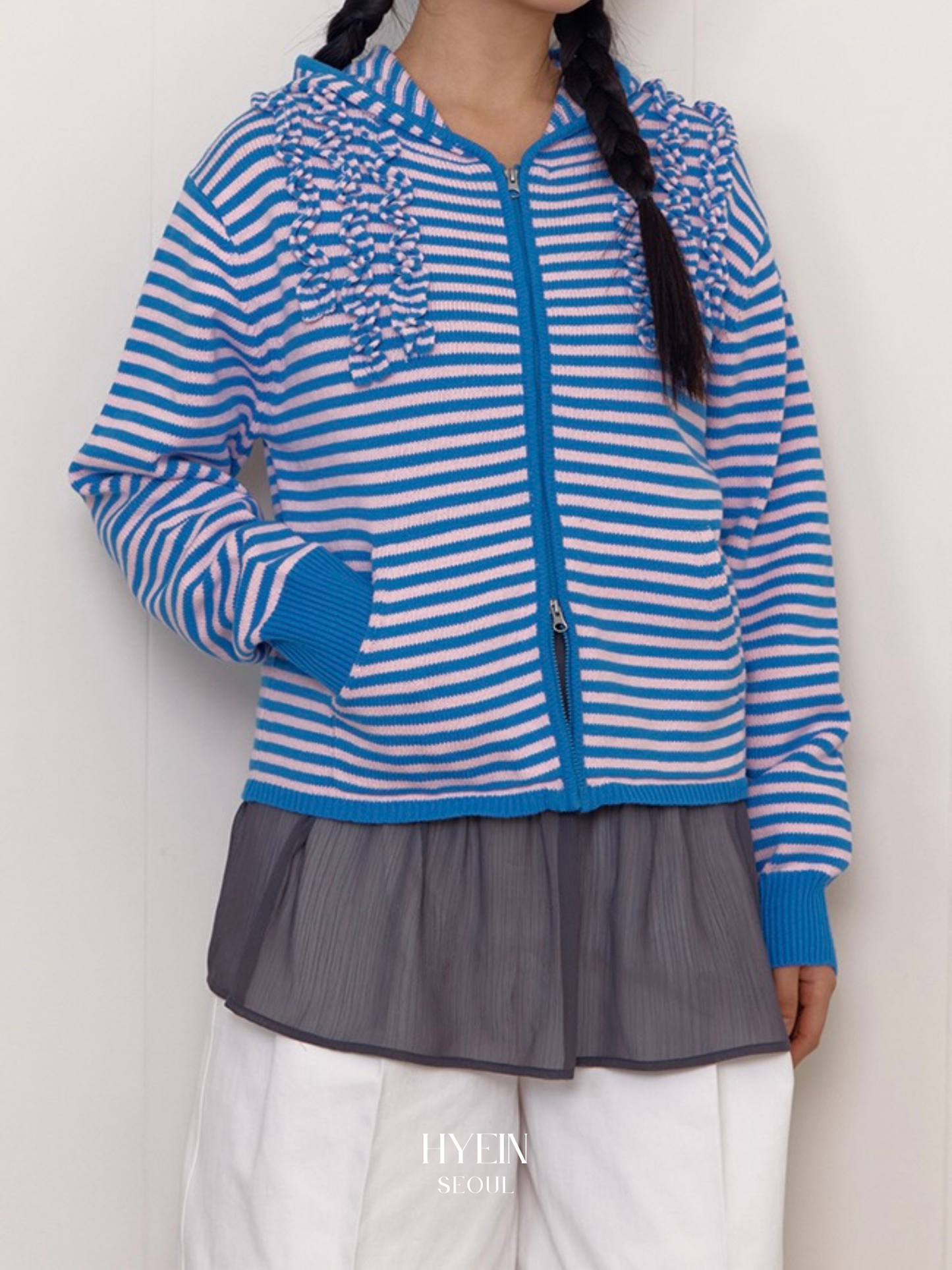 Stripe knit frill hoodie zip-up / pink【Hearts2Hearts(H2H) ジウ着用】